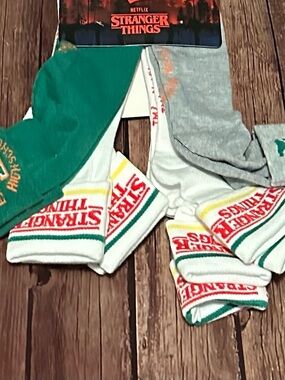 Stranger Things Men's Crew Socks - White & Green